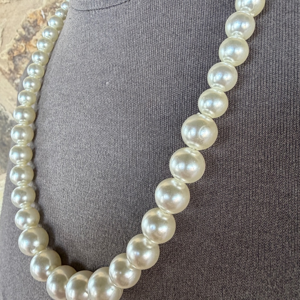 Vintage Graduated Faux Pearl Necklace - Fashion Jewelry - 24”